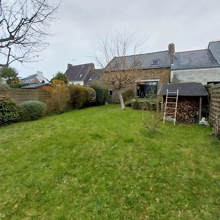 3-bedroom House - Quiet Garden *