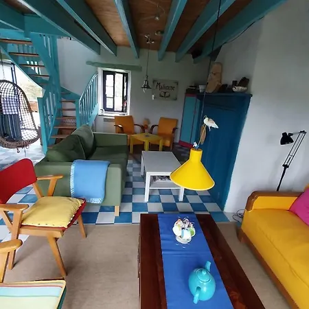 3-bedroom House - Quiet Garden Holiday home